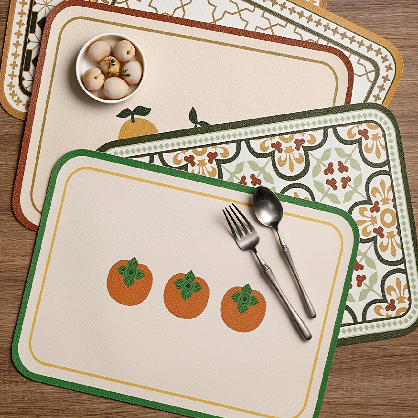 Artificial Leather Placemat, Heat Insulation Pad, Creative Office Desk Mat Decorative Coaster, Wipeable Washable Kitchen Table Mat, Suitable for Kitchen Dining Room Hotel
